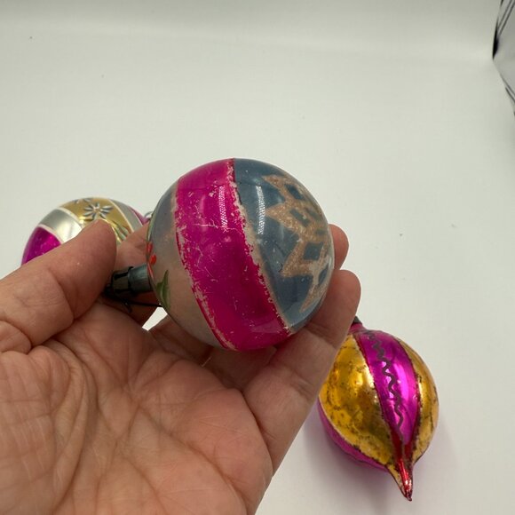 3 VTG Indent Painted Glass Christmas Ornaments Poland Teardrop 2 med 1 small. - Picture 11 of 15
